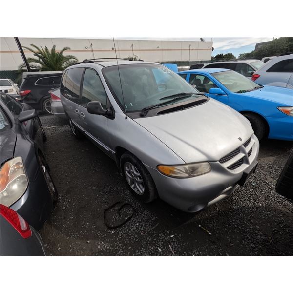 DODGE CARAVAN 2000 T-DONATION