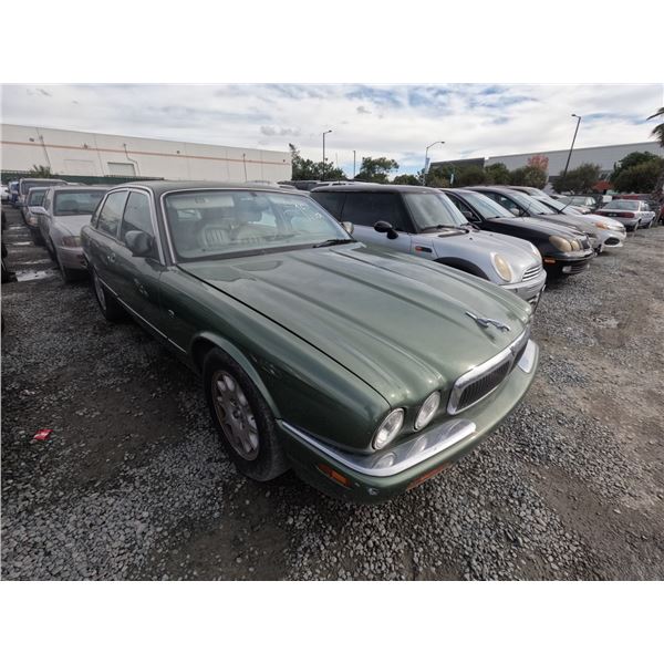 JAGUAR XJ8 1999 T-DONATION