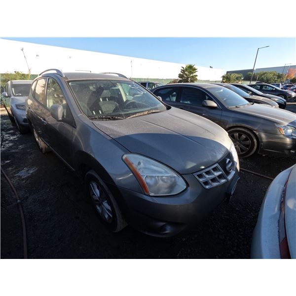 NISSAN ROGUE 2012 T