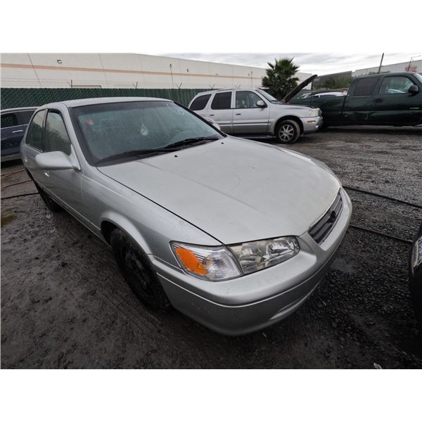 TOYOTA CAMRY 2000 T-DONATION