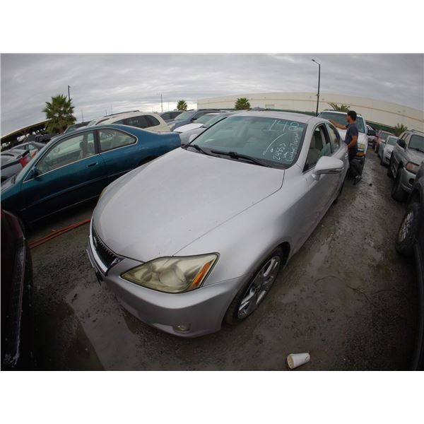 LEXUS IS 350 2010 T-DONATION