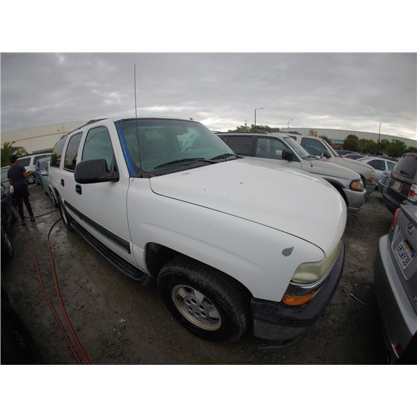 CHEV SUBURBAN 2003 T-DONATION