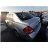 Image 4 : NISSAN VERSA 2010 T
