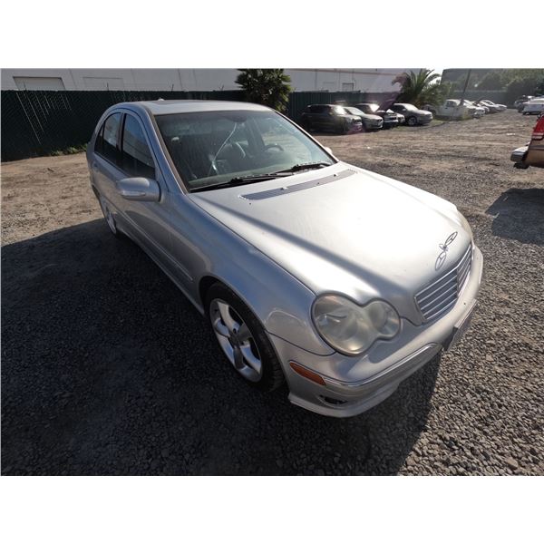 MERCEDES C CLASS 2006 ADT