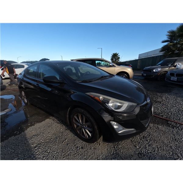 HYUNDAI ELANTRA 2015 T