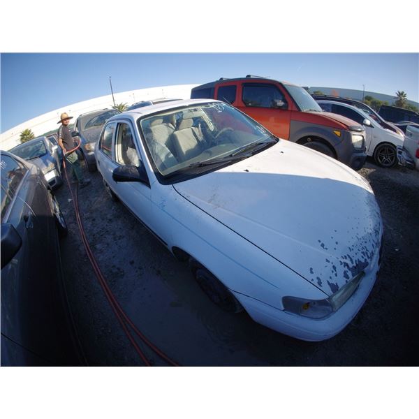 TOYOTA COROLLA 2000 SALV T/DONATION