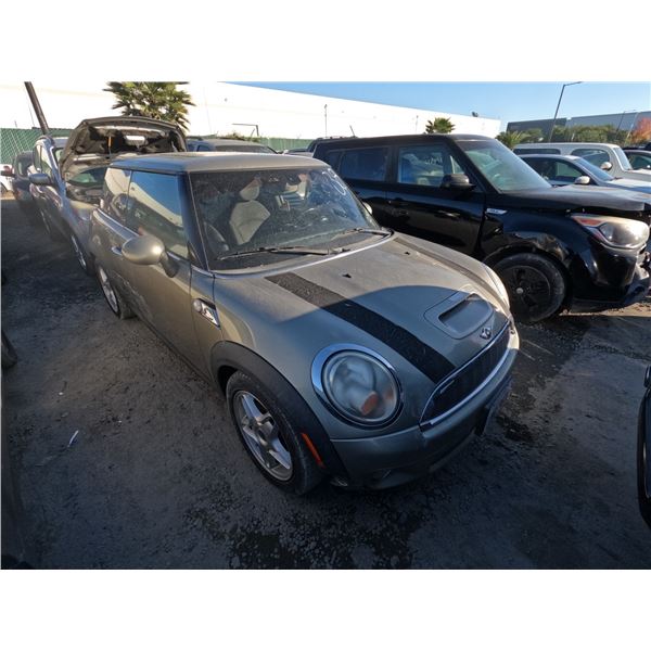 MINI COOPER 2009 ADT