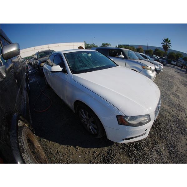 AUDI A4 2012 T-DONATION