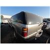 Image 4 : CHEV SUBURBAN 2000 T-DONATION