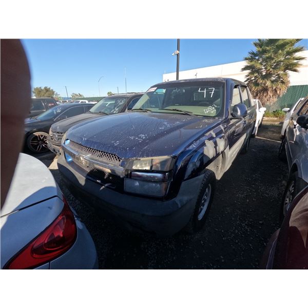 CHEVROLET AVALANCHE 2002 O/S-T 2DAYS
