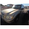 Image 2 : FORD EXPLORER SPORT TRAC 2001 T-DONATION