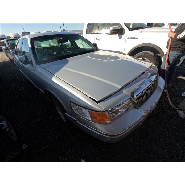 MERCURY GR MARQUIS 2001 SALV T/DONATION