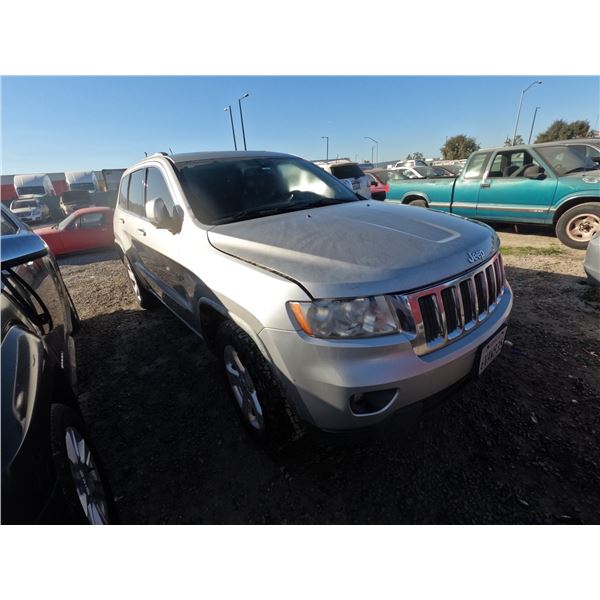 JEEP GR CHEROKEE 2012 T-DONATION