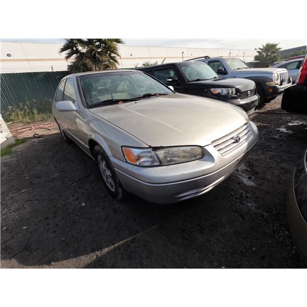 TOYOTA CAMRY 1999 O/S T-DONATION