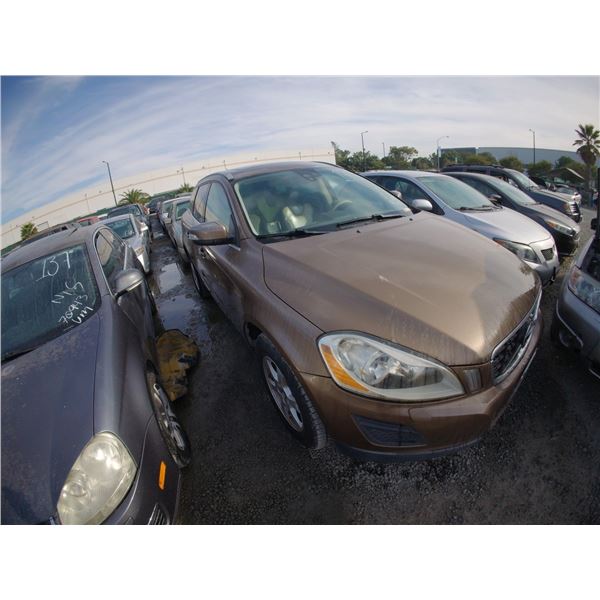 VOLVO XC60 2011 O/S T-DONATION