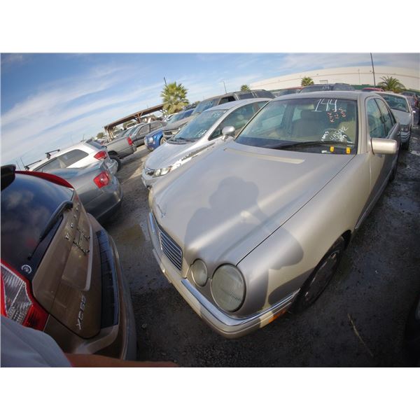 MERCEDES E CLASS 1999 T-DONATION