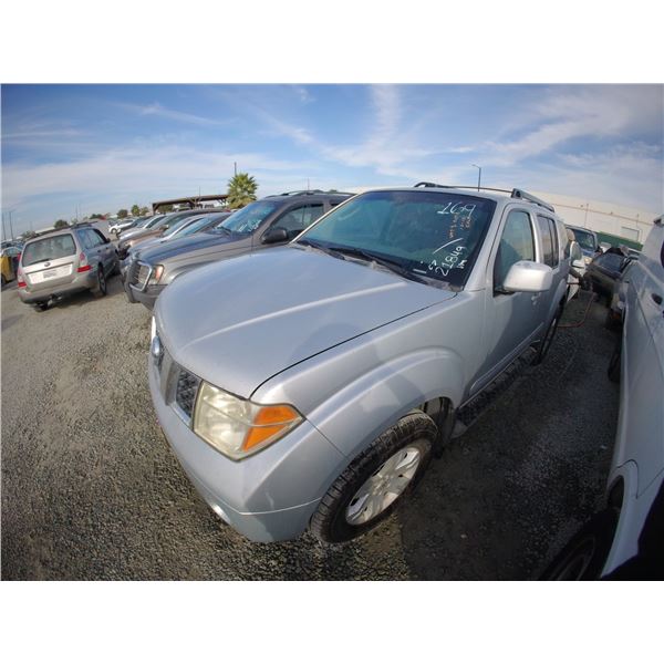 NISSAN PATHFINDER 2005 T-DONATION