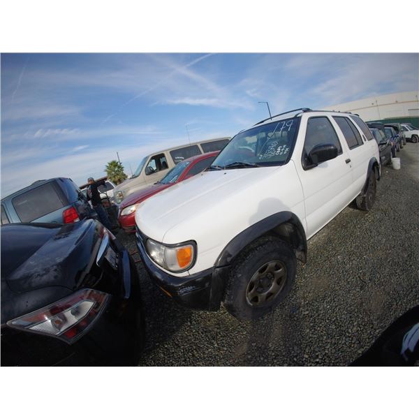 NISSAN PATHFINDER 1997 T-DONATION
