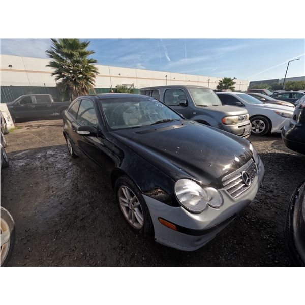 MERCEDES C CLASS 2002 T-DONATION