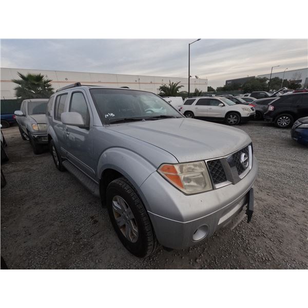 NISSAN PATHFINDER 2005 T