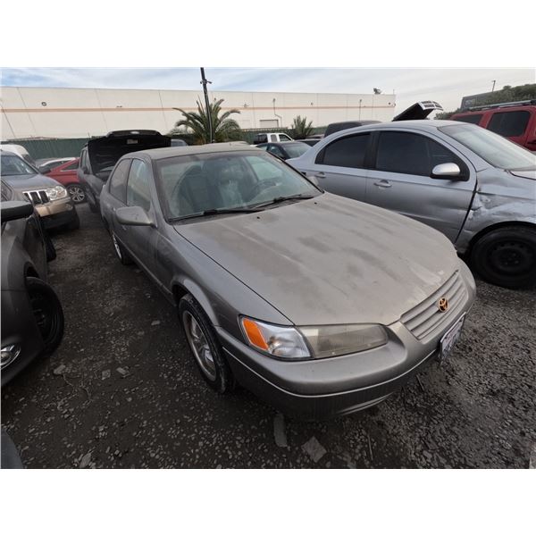 TOYOTA CAMRY 1997 T-DONATION