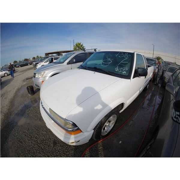 CHEV S10 2001 O/S T-DONATION