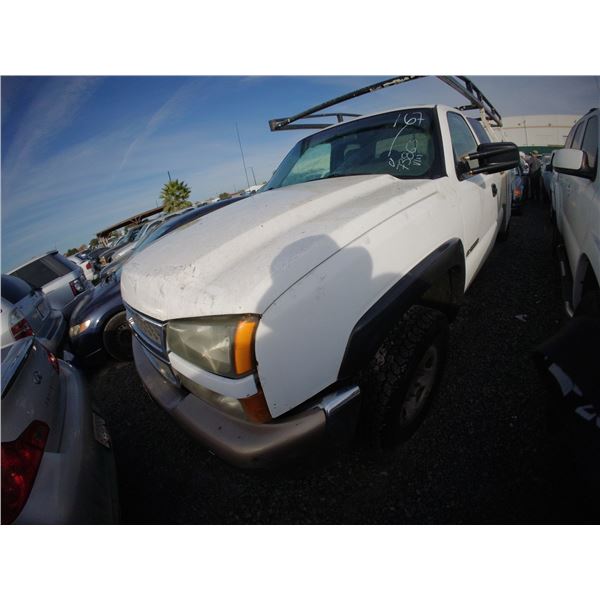 CHEV SILVERADO 2500 2005 T-DONATION