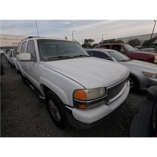 GMC YUKON 2002 ADT-DONATION