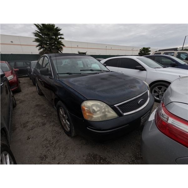 FORD FIVE HUNDRED 2005 ADT