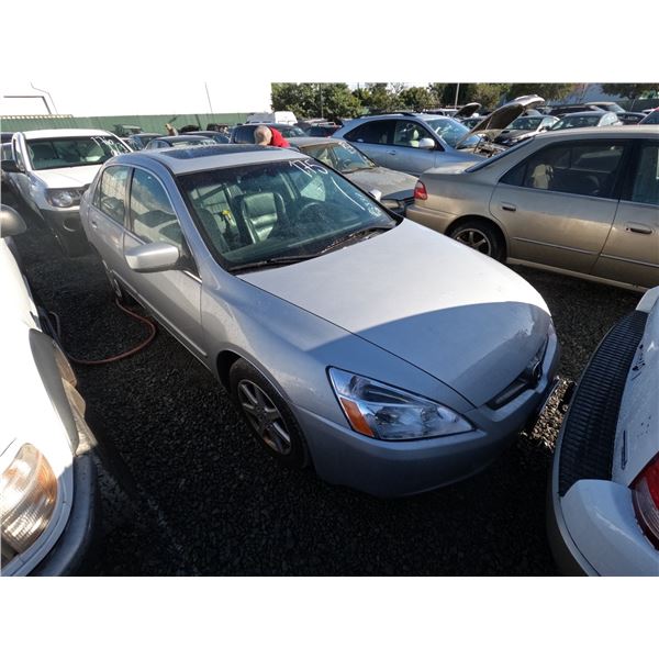HONDA ACCORD 2004 SALV T/DONATION
