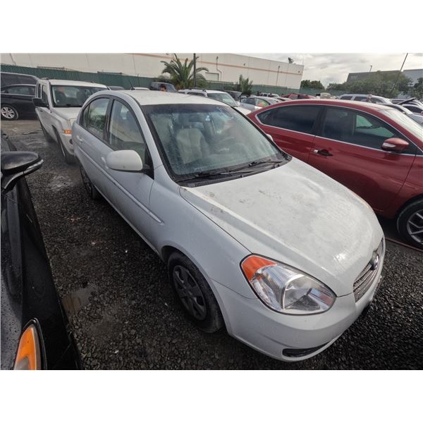 HYUNDAI ACCENT 2010 T-DONATION