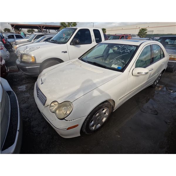 MERCEDES C CLASS 2006 O/S T-DONATION