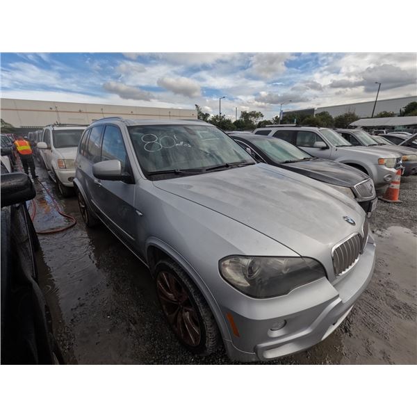 BMW X5 2010 T-DONATION