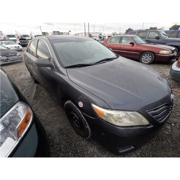 TOYOTA CAMRY 2010 T-DONATION