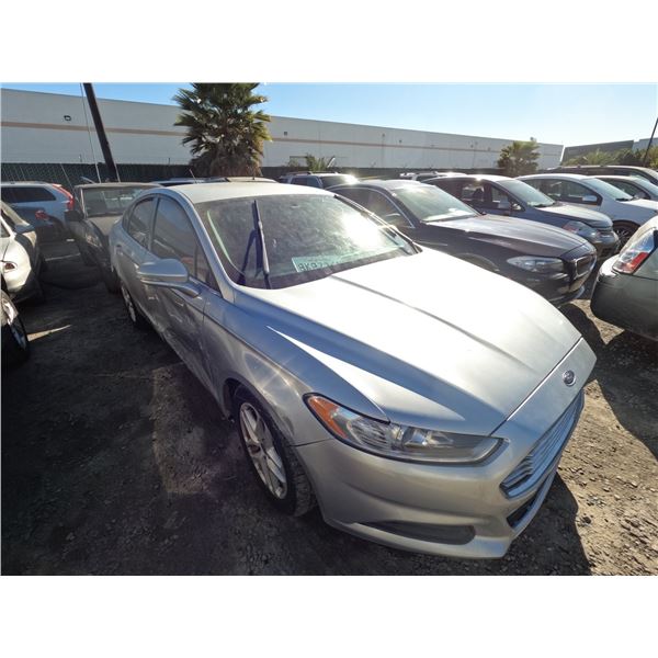 FORD FUSION 2016 SALV/T