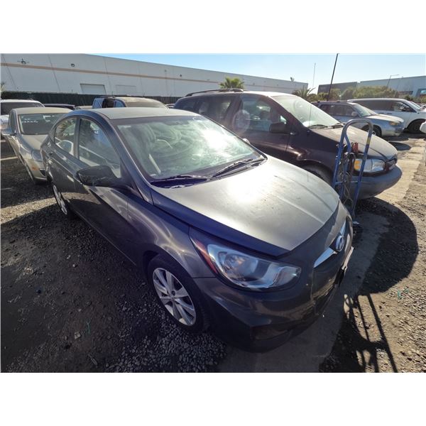 HYUNDAI ACCENT 2012 ADT
