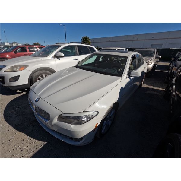 BMW 550I 2011 T