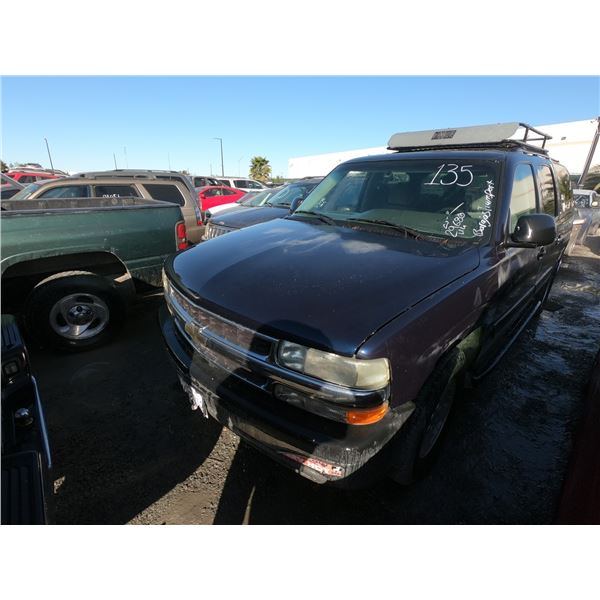 CHEV SUBURBAN 2004 T-DONATION