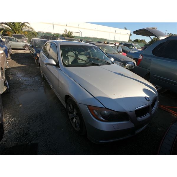 BMW 335XI 2008 O/S T-DONATION