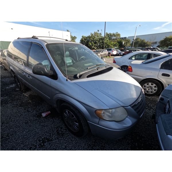 CHRYSLER T&C 2005 T-DONATION