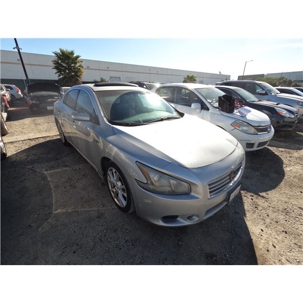 NISSAN MAXIMA 2012 T