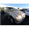 Image 2 : FORD EXPLORER 2001 T