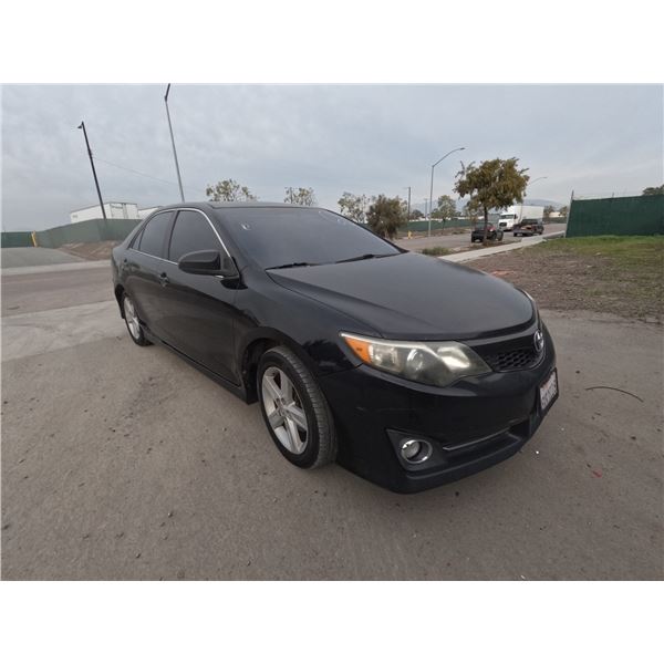 TOYOTA CAMRY 2014 T