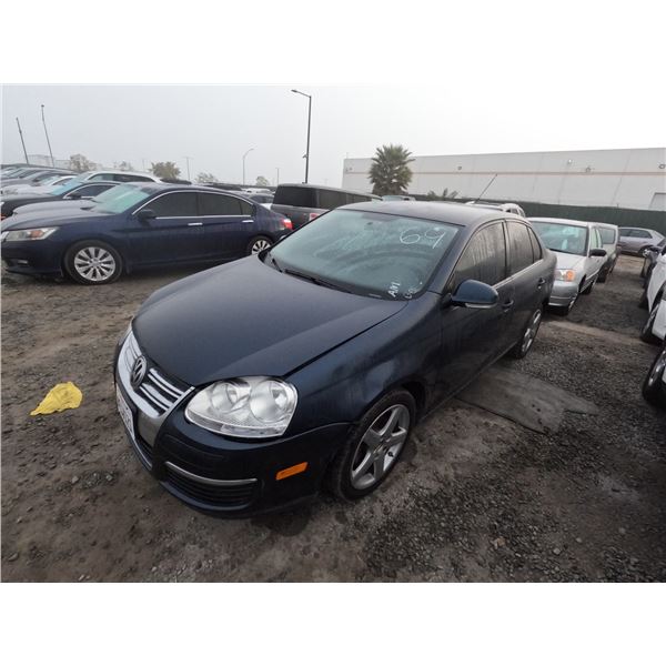 VOLKS JETTA 2010 T