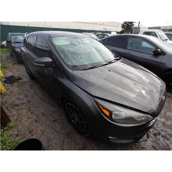 FORD FOCUS 2017 SALV T/DONATION