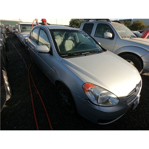 HYUNDAI ACCENT 2011 T-DONATION