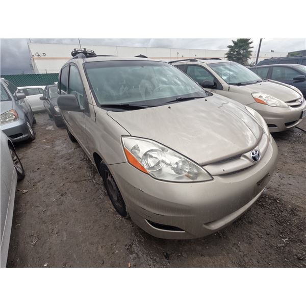 TOYOTA SIENNA 2009 T-DONATION