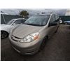 Image 2 : TOYOTA SIENNA 2009 T-DONATION
