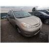 Image 1 : TOYOTA SIENNA 2008 T-DONATION