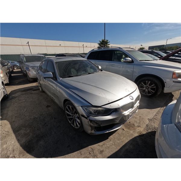 BMW 328I 2012 T